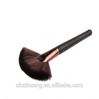 Soft Cosmetic Makeup Large Fan Brush Blush Powder Foundation Make Up Tool